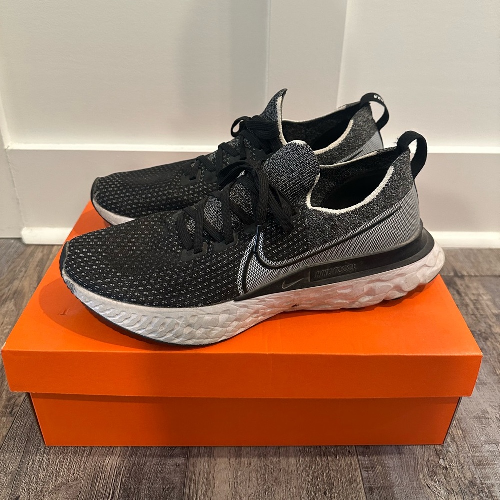 Nike Infinity React Running Shoe Size 12